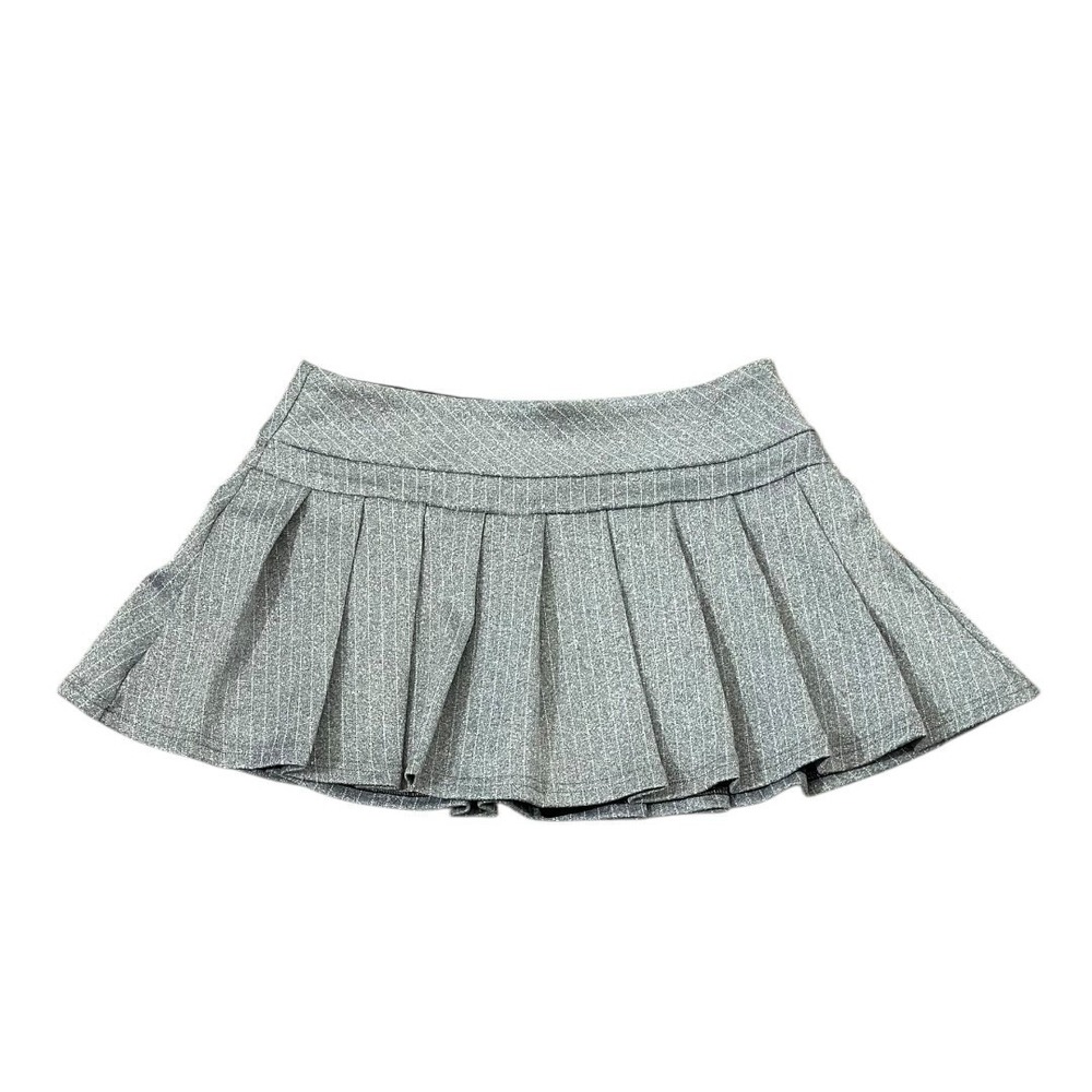 Free Haven Gray Pinstripe Pleated‎ Skort Super Soft Stretch Size Medium NWT